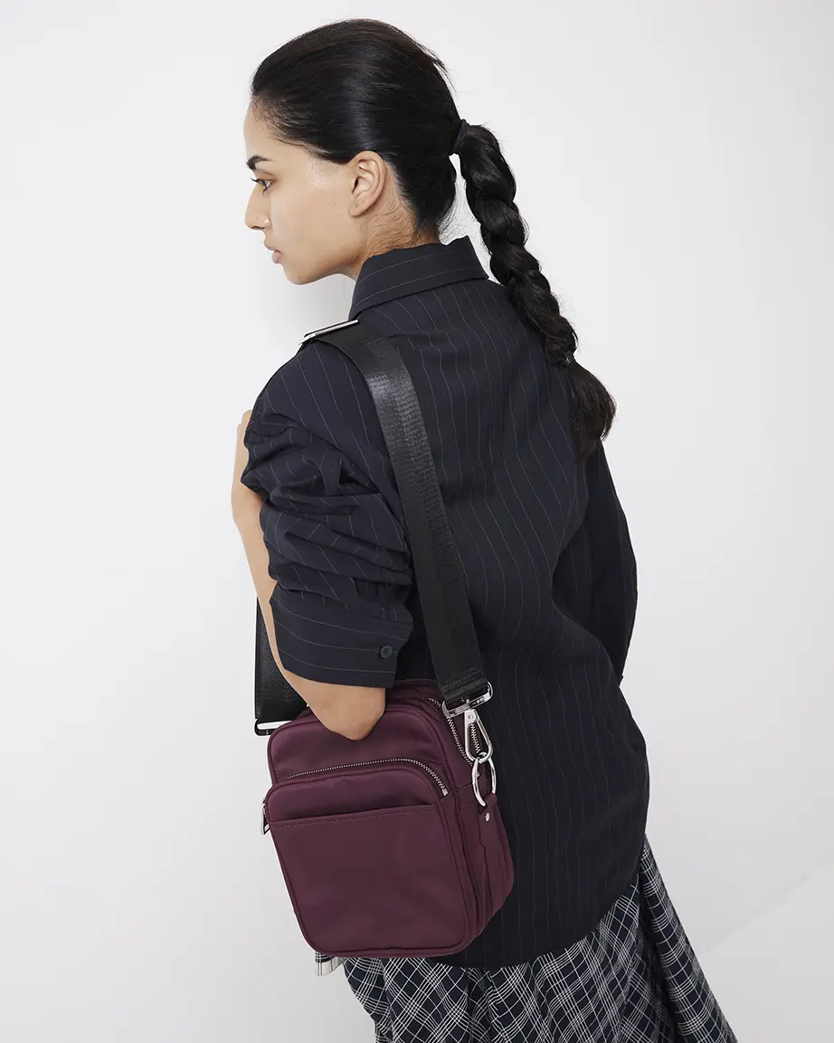 Radiance 2.0 Nylon Bag | Aubergine - Image 3