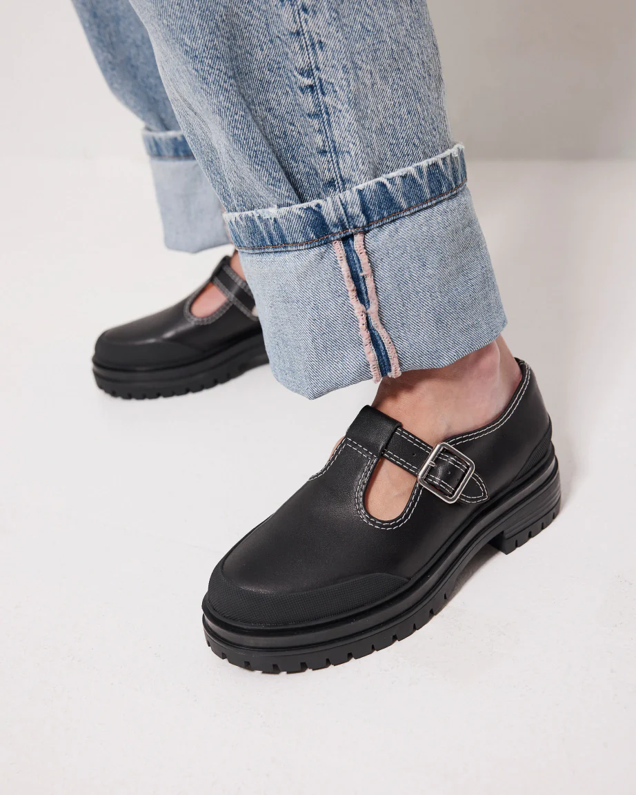 Icehouse Street T-Bar Shoe | Black - Image 3