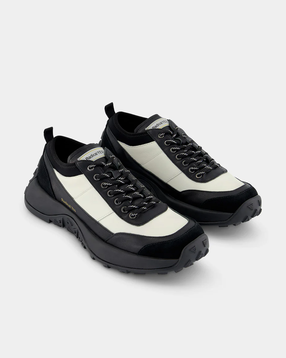 Light Years Hiker | Black and White - Image 3