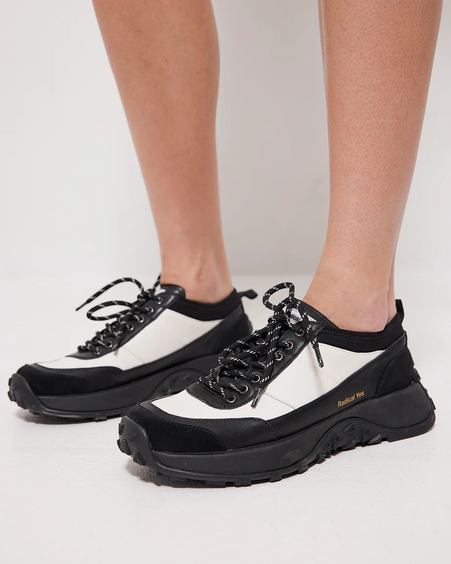 Light Years Hiker | Black and White - Image 4