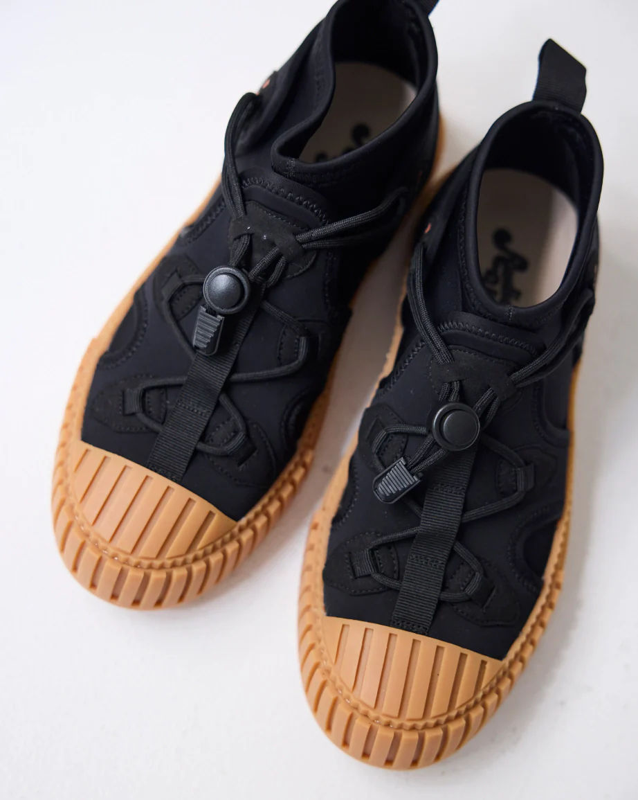 Tokyo Neoprene Hiking Trainer | Black - Image 5