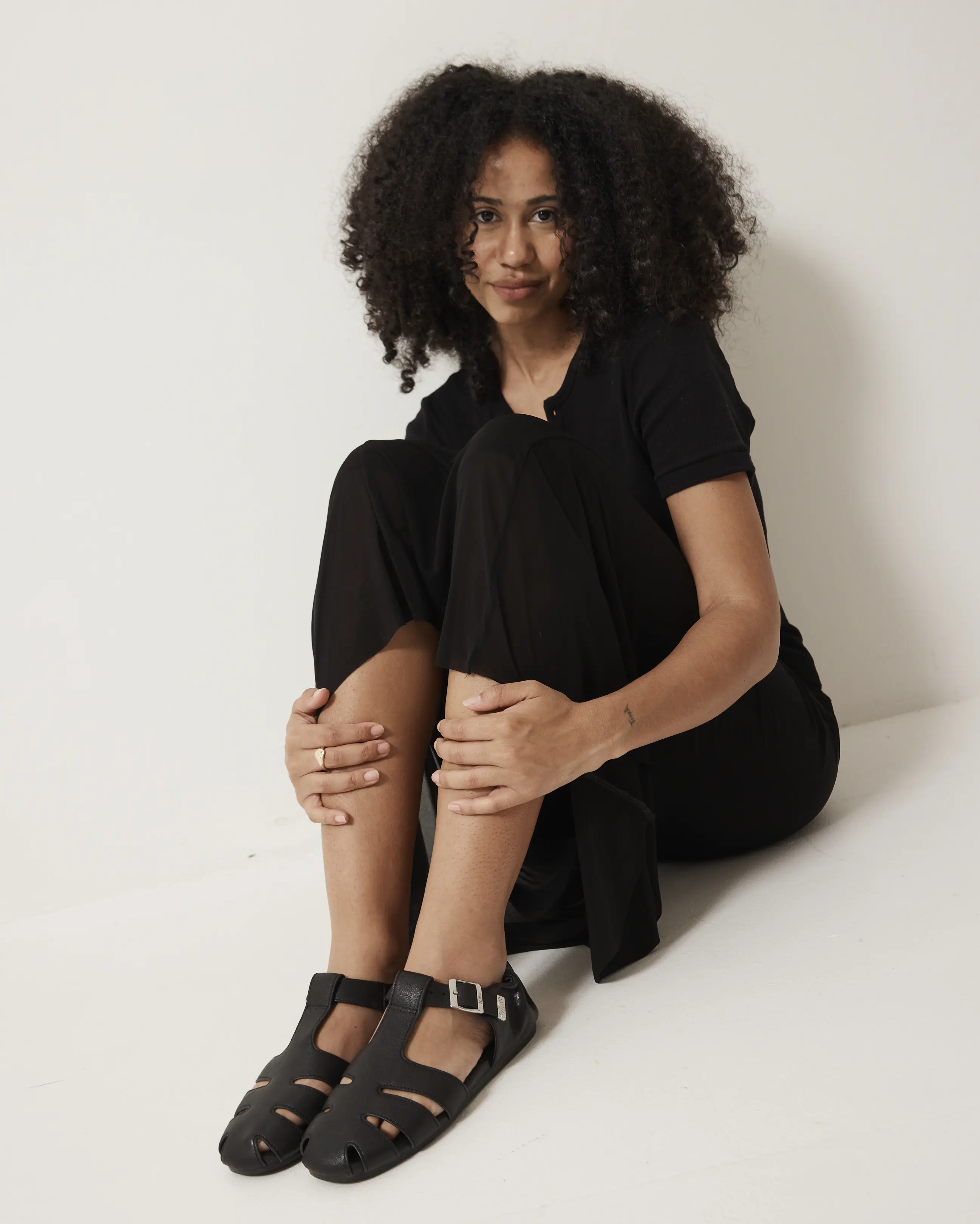Totem Ruched Leather Sandal | Black - Image 3